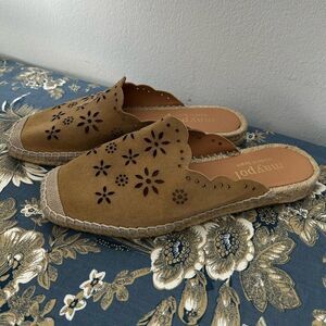 Anthropologie Maypol Suede Spain Espadrille Sandals in Tan